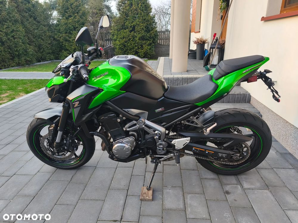 Kawasaki Z 900 - 8