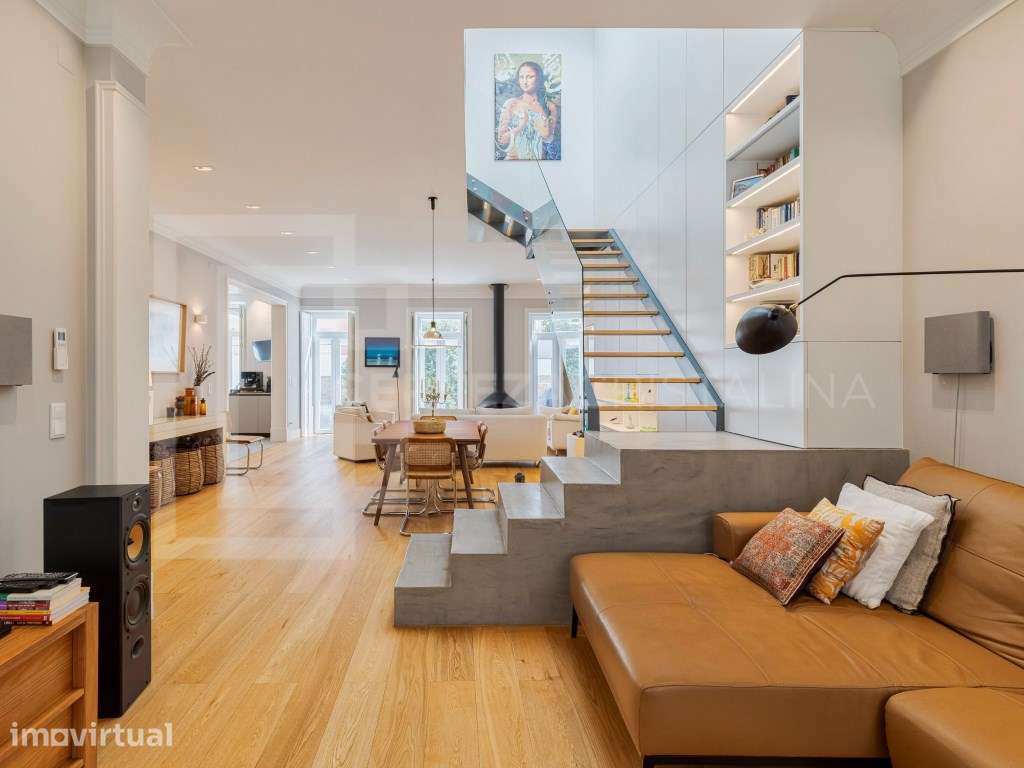 Moradia de Charme com Design Contemporâneo e Espaço Exterior | Cent... - Grande imagem: 4/32