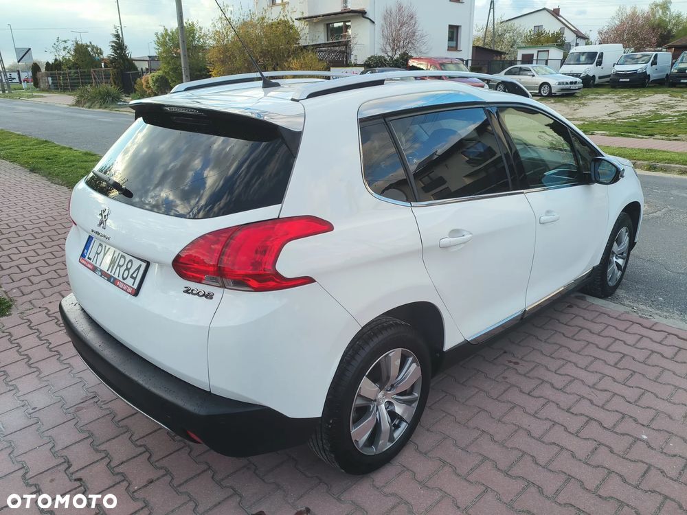 Peugeot 2008 PureTech 82 Allure - 4