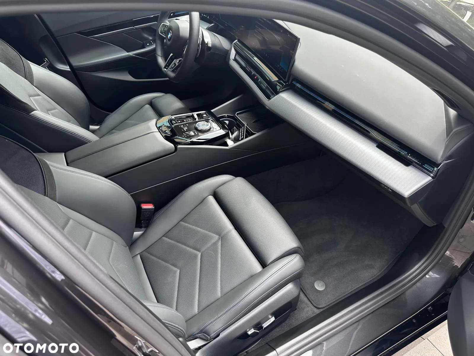 BMW Seria 5 - 13