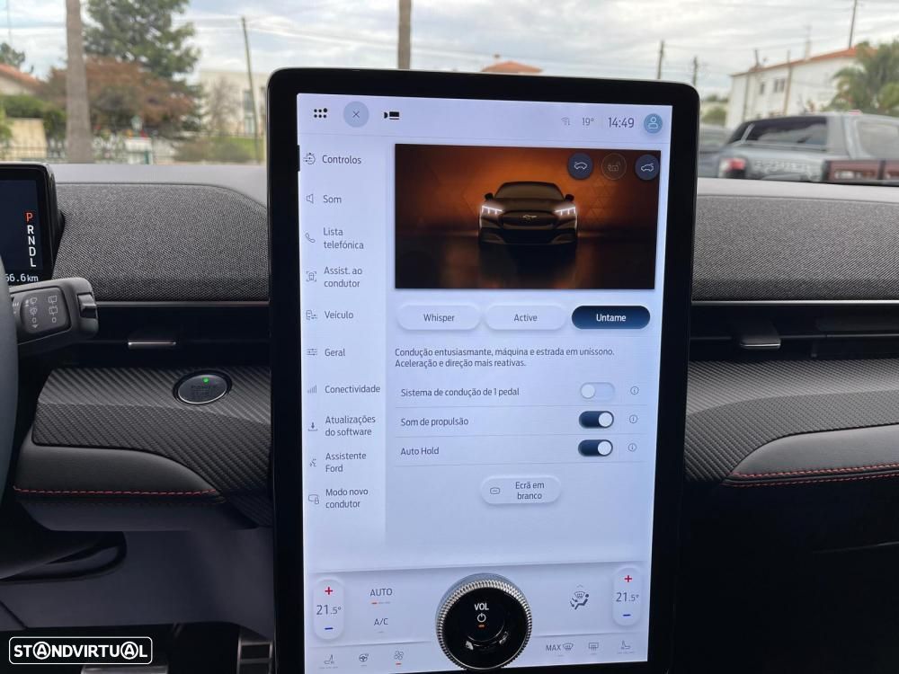 Ford Mustang Mach-E 87 kWh Premium AWD - 23