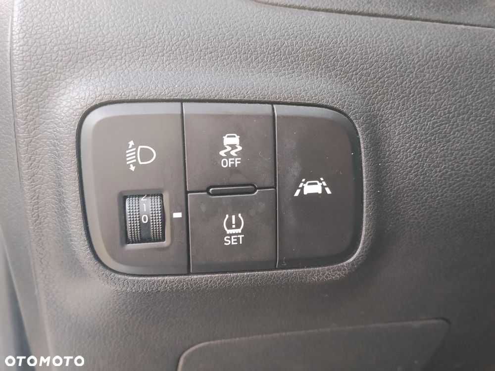 Hyundai i10 1.0 Pure - 8