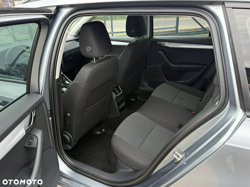 Skoda Octavia - 7