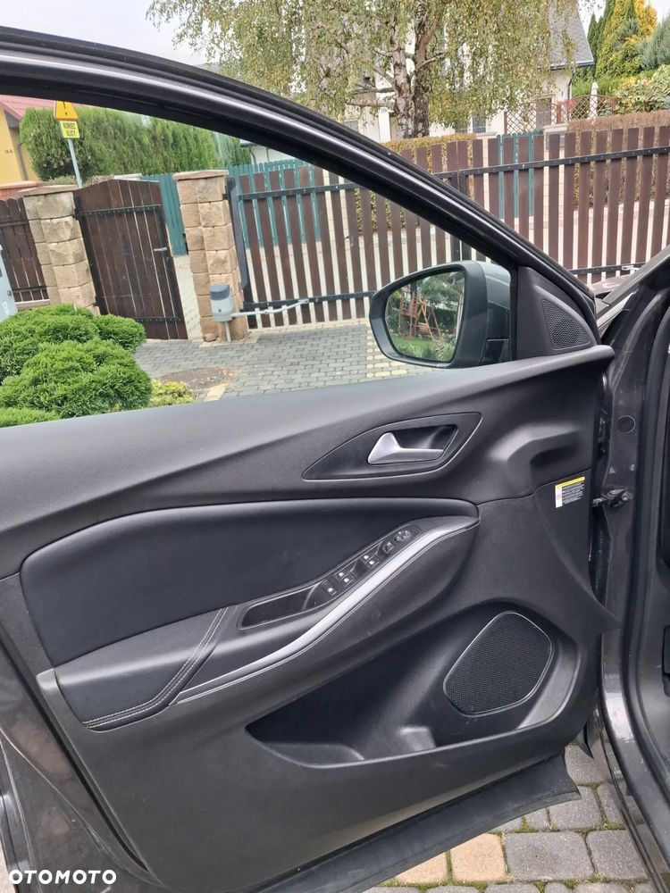 Opel Grandland X 1.2 T GPF Design&Tech S&S - 29