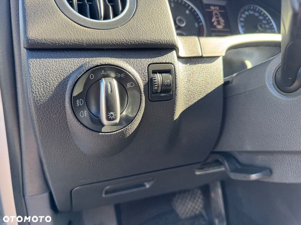Volkswagen Golf Plus 1.6 TDI DPF DSG Highline - 15