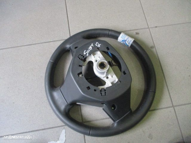 Volante GS12004450 SUZUKI SWIFT 2012 - 2