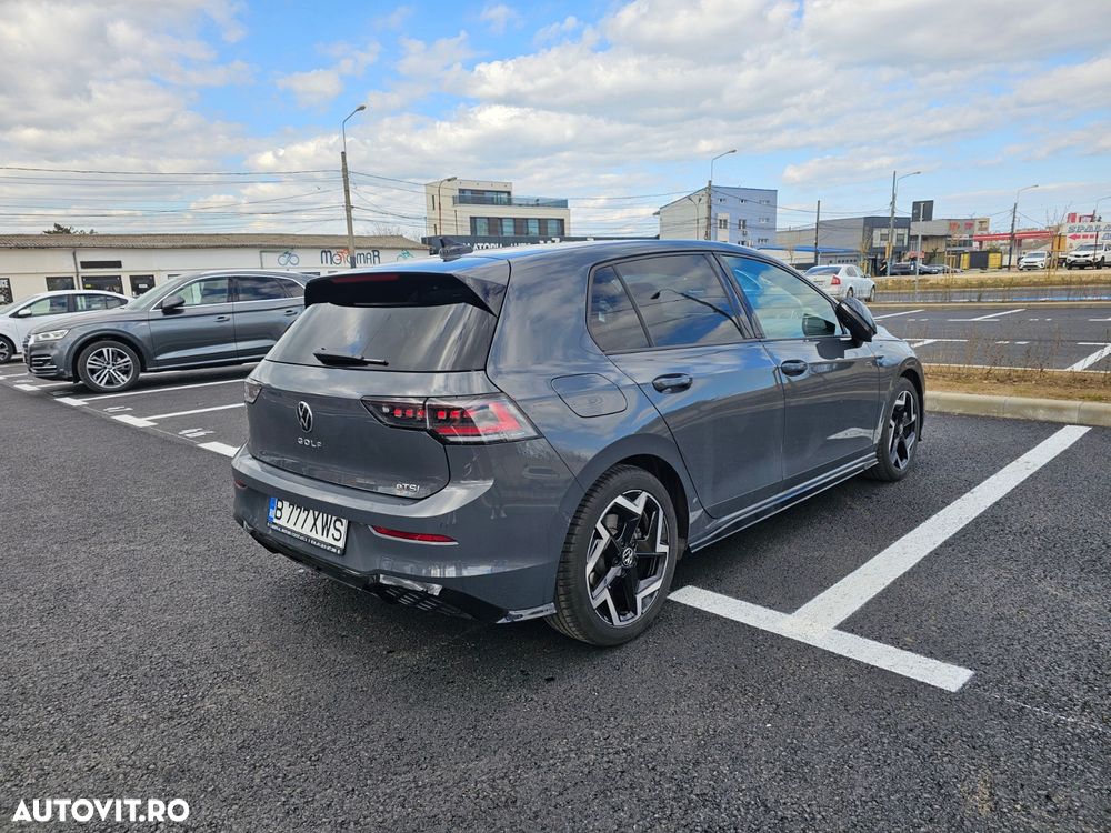 Volkswagen Golf 1.5 eTSI ACT DSG MHEV R-Line - 8