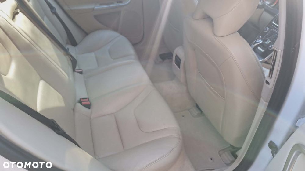 Volvo S60 - 23