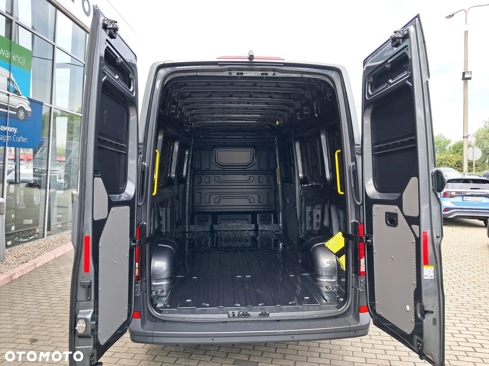 Volkswagen Crafter - 11