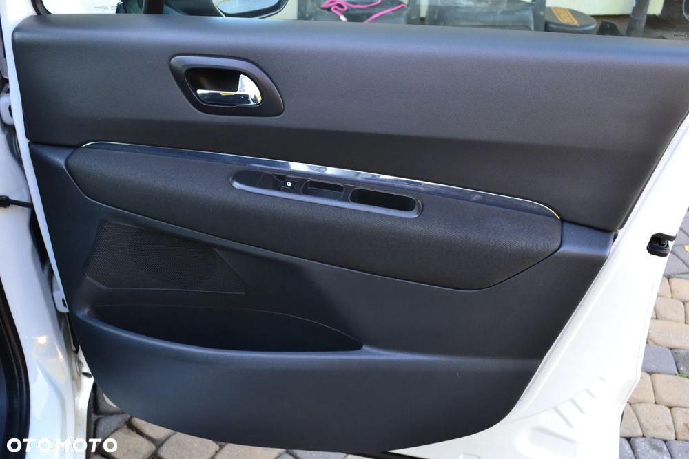 Peugeot 3008 HDi FAP 110 Tendance - 23