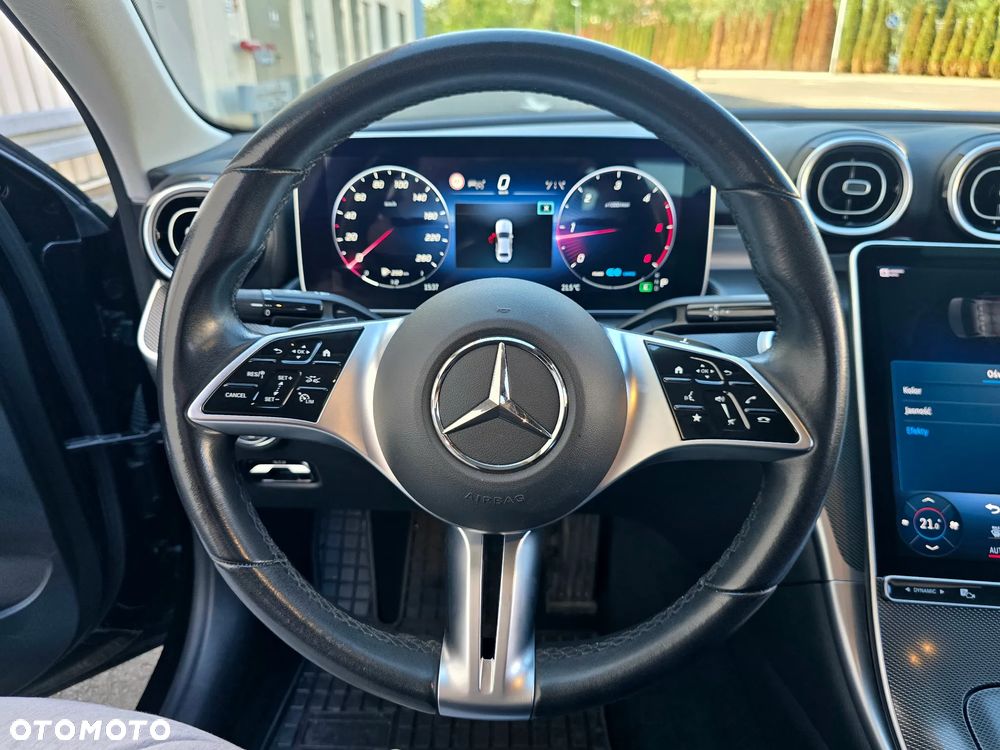 Mercedes-Benz Klasa C 220 d 9G-TRONIC - 32
