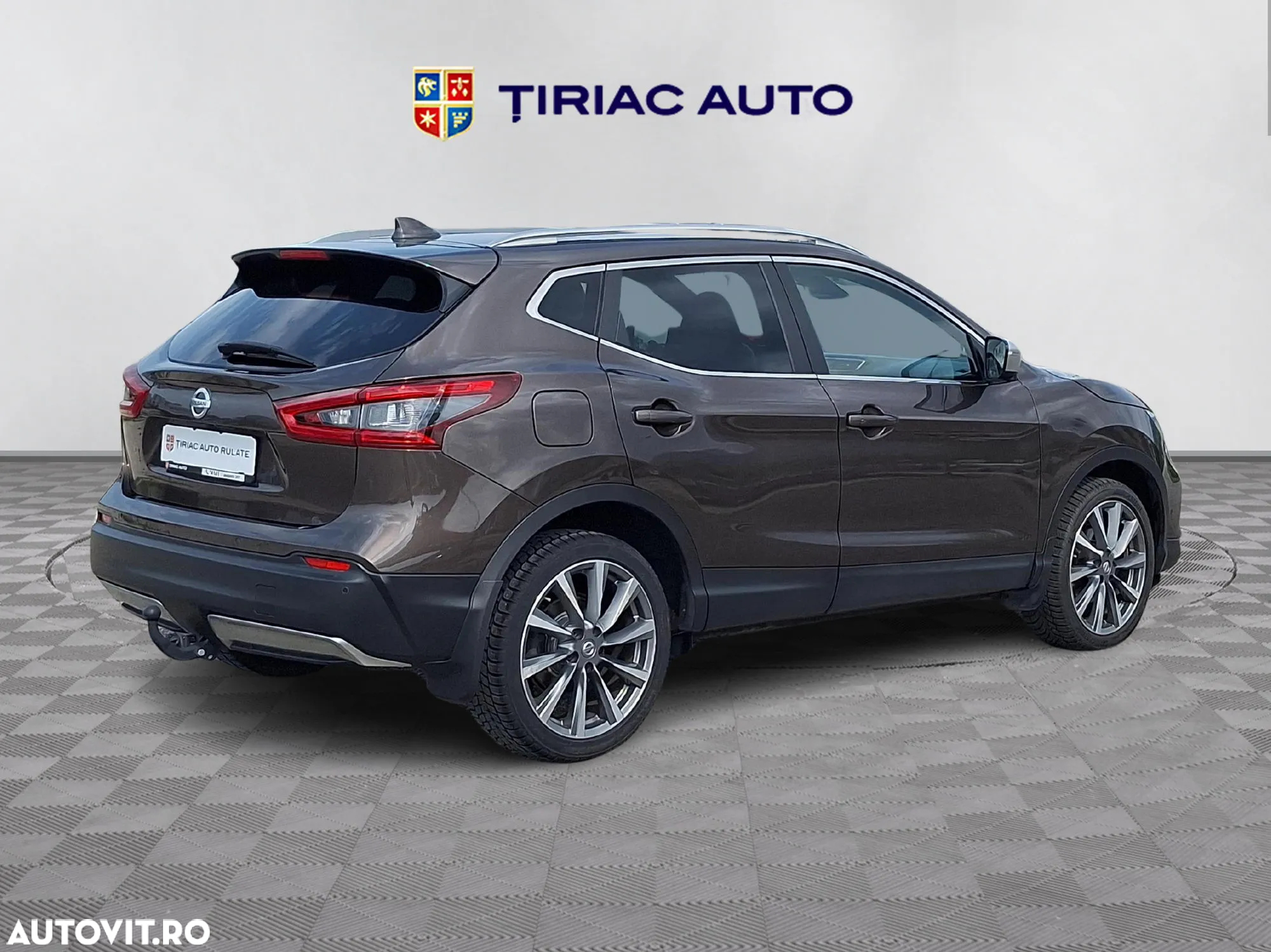 Nissan Qashqai 1.3 DIG-T DCT TEKNA+ - 6