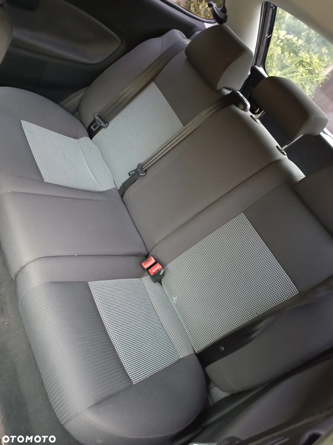 Seat Ibiza ver-1-4-16v-cool - 6