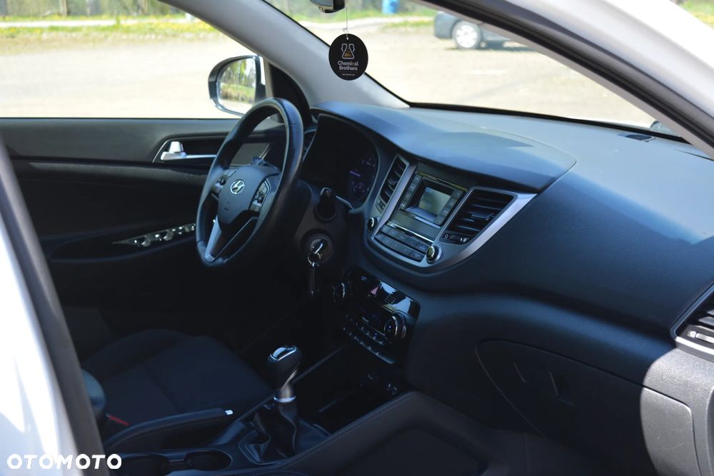 Hyundai Tucson 2.0 CRDI 4WD Style - 11