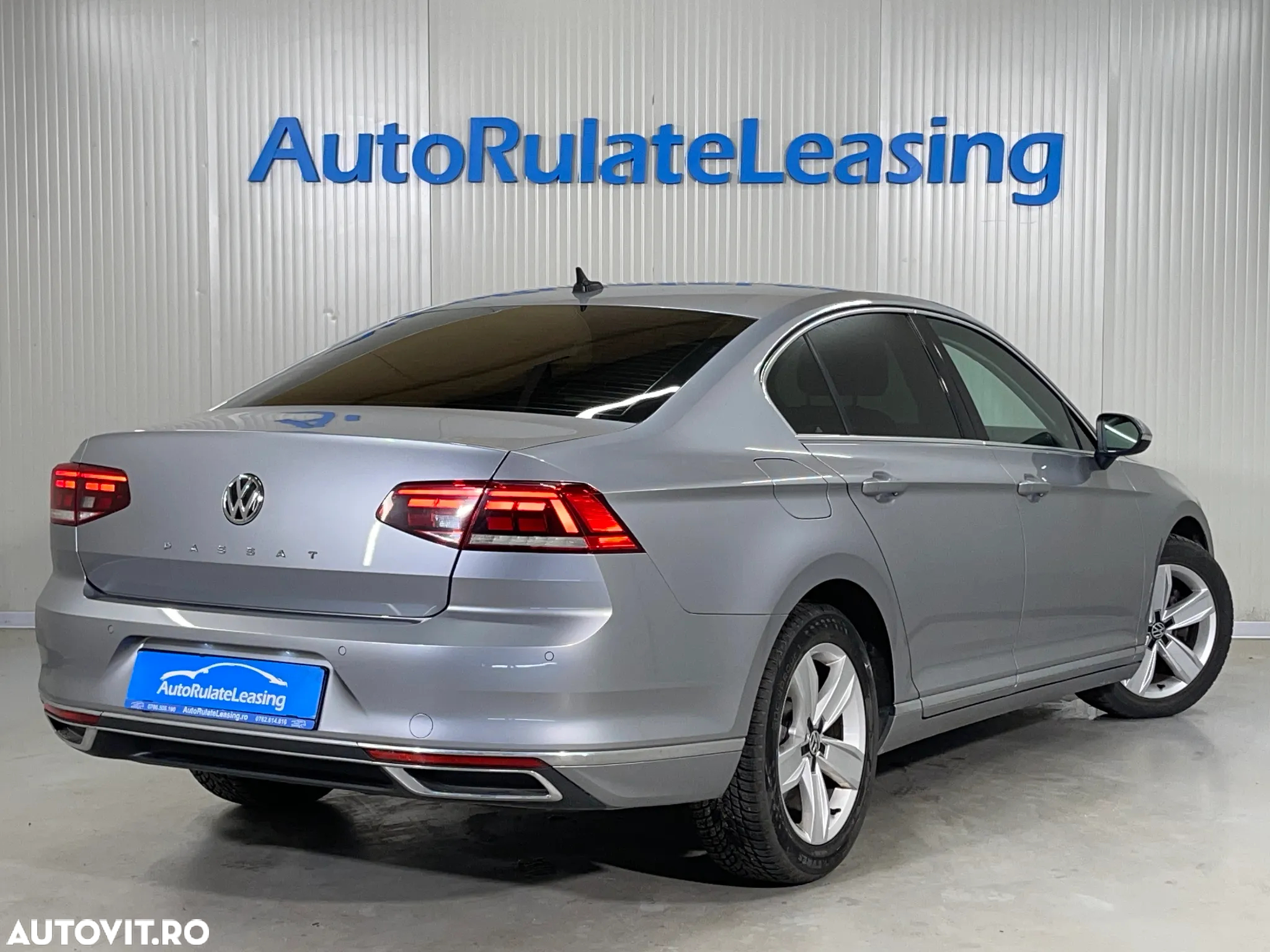 Volkswagen Passat 2.0 TDI DSG Highline - 3