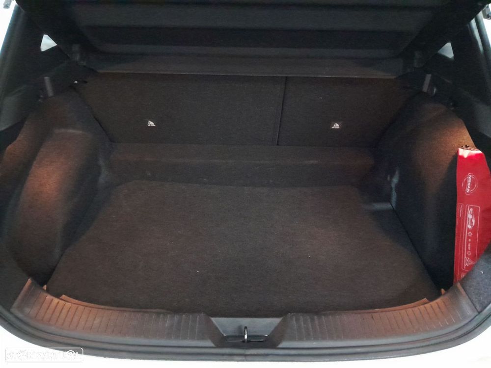 Nissan Qashqai 1.3 DIG-T Acenta LED+R - 17