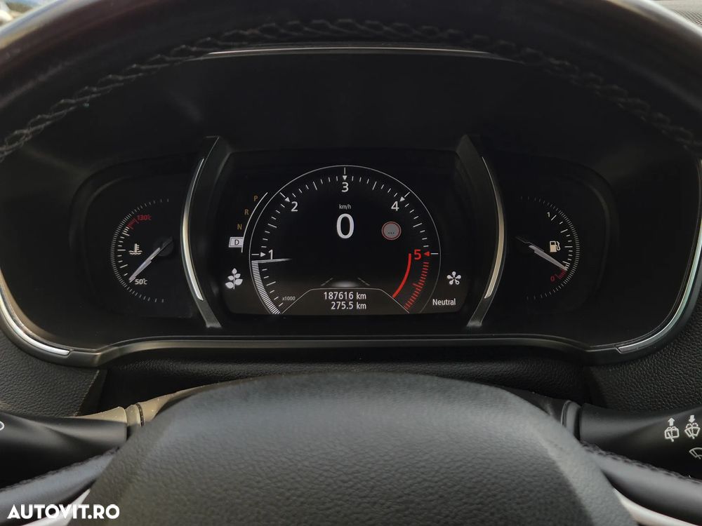 Renault Megane BLUE dCi EDC Intens - 16