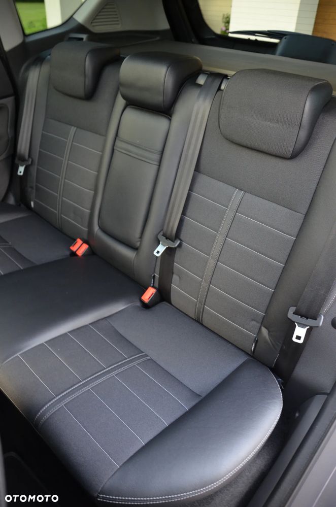 Ford Kuga 2.0 TDCi 4x4 Titanium - 13