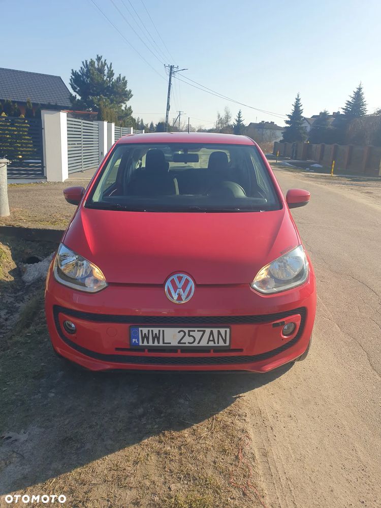 Volkswagen up! move - 17