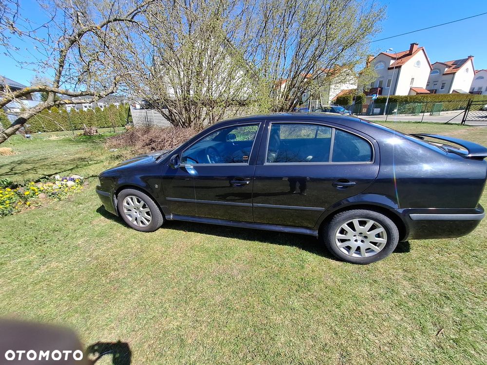 Skoda Octavia 1.8 T RS - 3