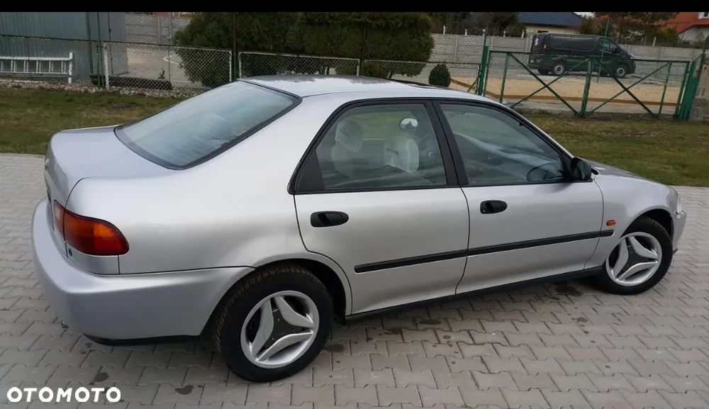 Honda Civic 1.5 LSi - 2