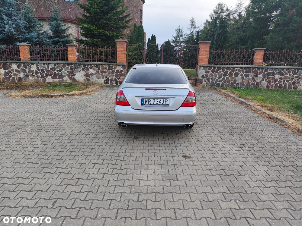 Mercedes-Benz Klasa E 230 7G-TRONIC Elegance - 7