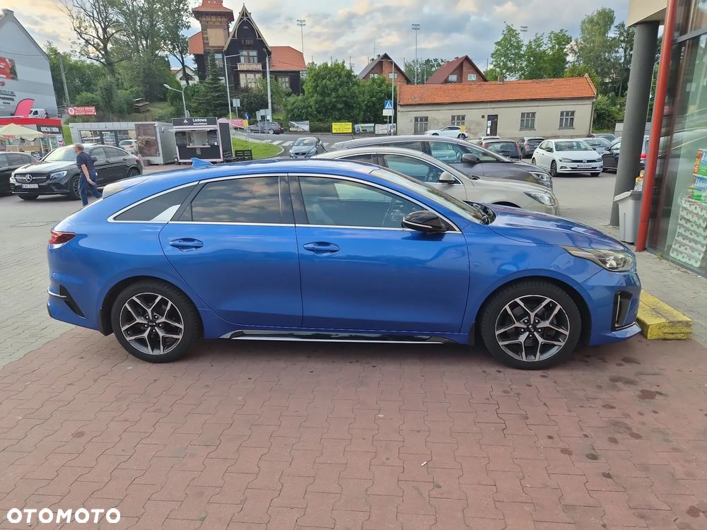 Kia ProCeed - 15