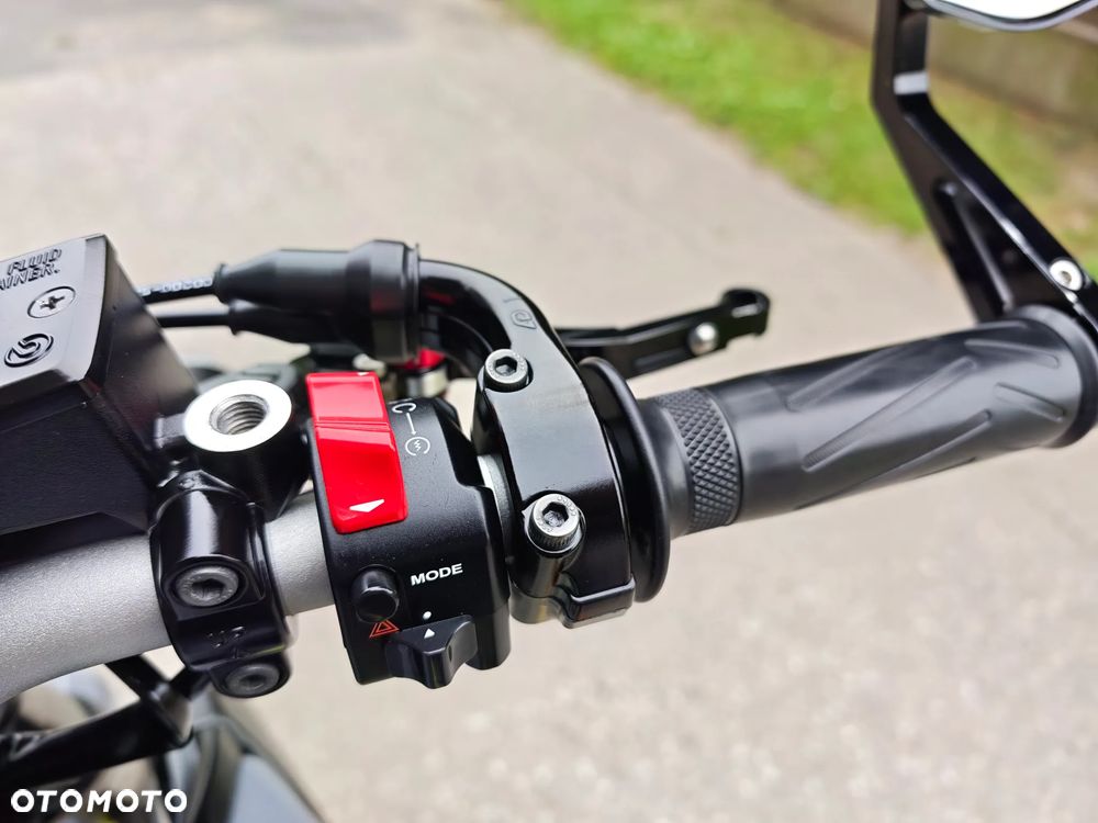 Yamaha MT - 23