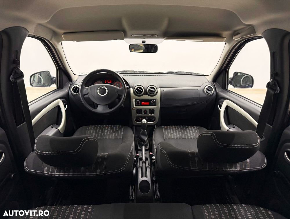 Dacia Logan MCV 1.6 MPI Preferance - 23