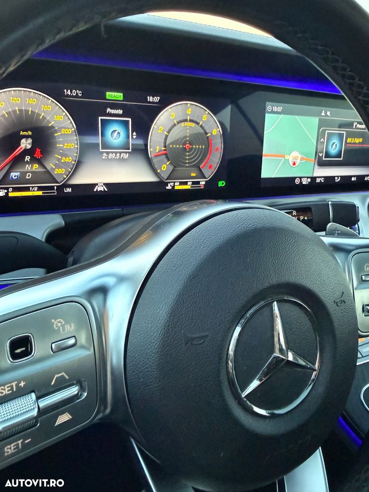 Mercedes-Benz E - 14