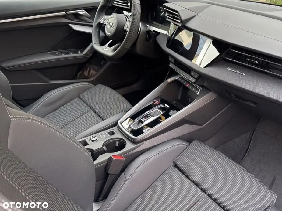 Audi A3 Sportback null - 12