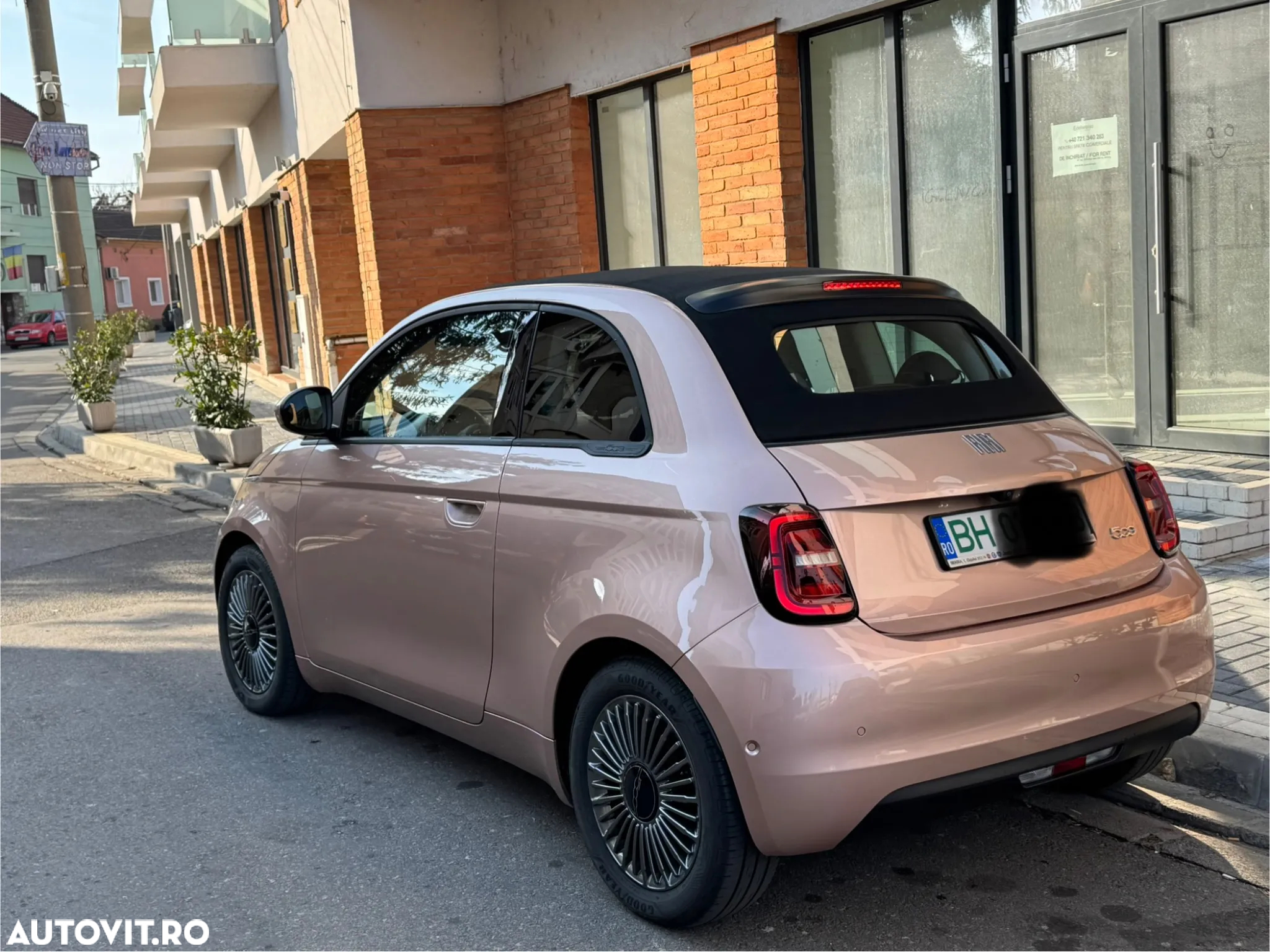 Fiat 500 500e Icon Cabrio - 5