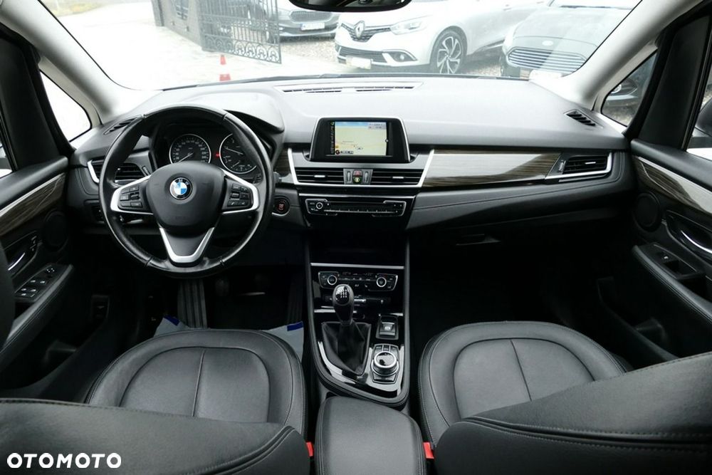 BMW Seria 2 216d Luxury Line - 6