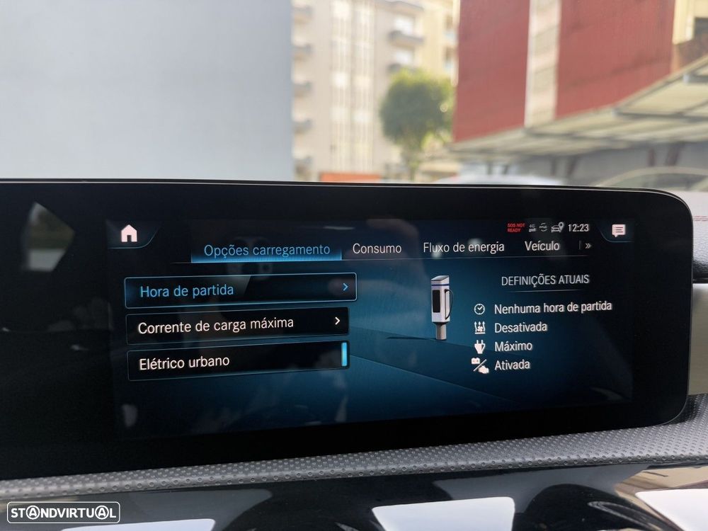 Mercedes-Benz CLA 250 e Shooting Brake AMG Line - 37