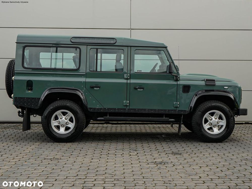 Land Rover Defender - 14
