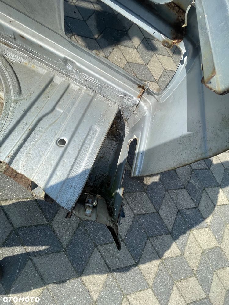 Bmw e30 pas tył - 4