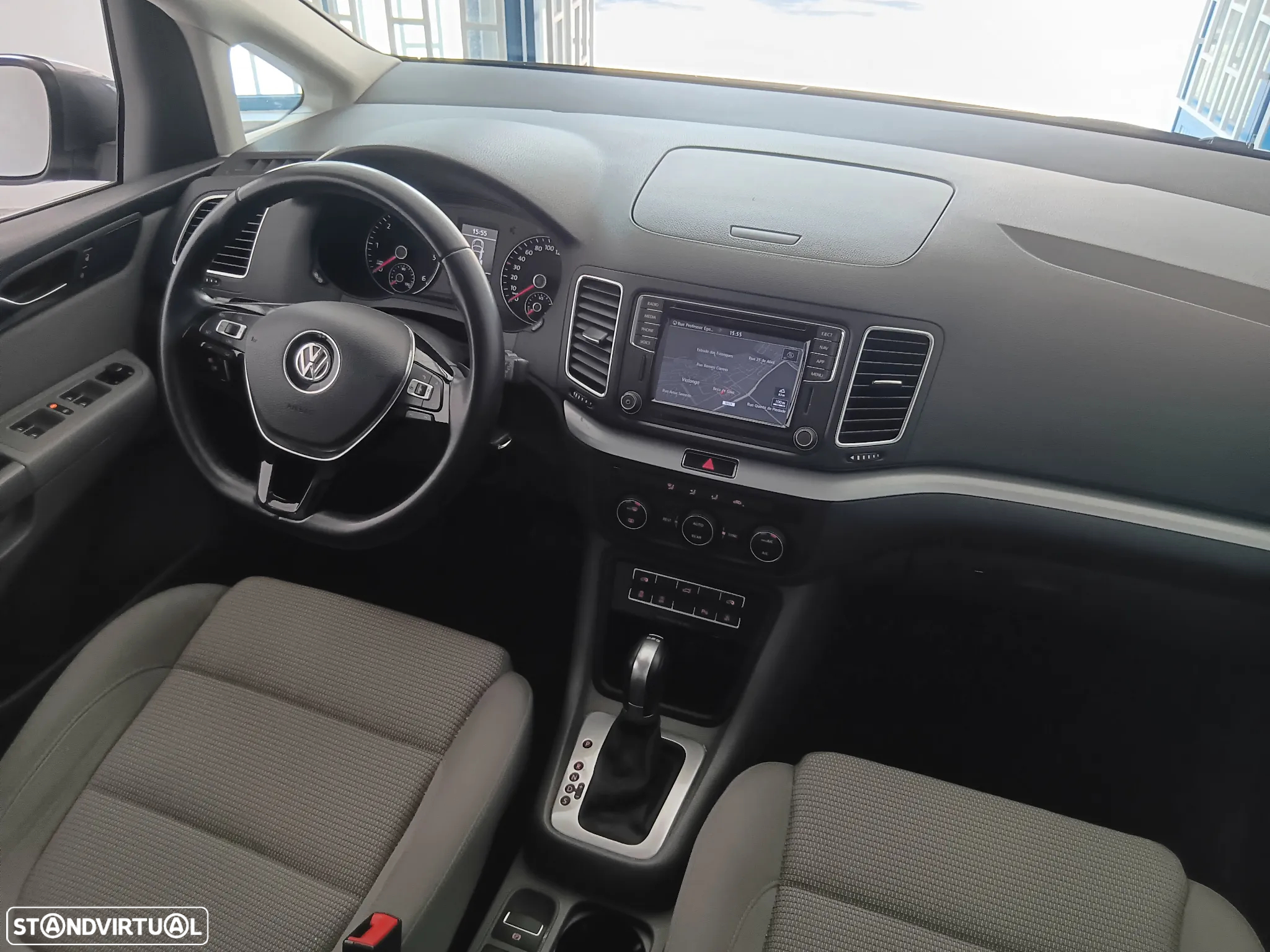 VW Sharan 2.0 TDI Confortline DSG - 18