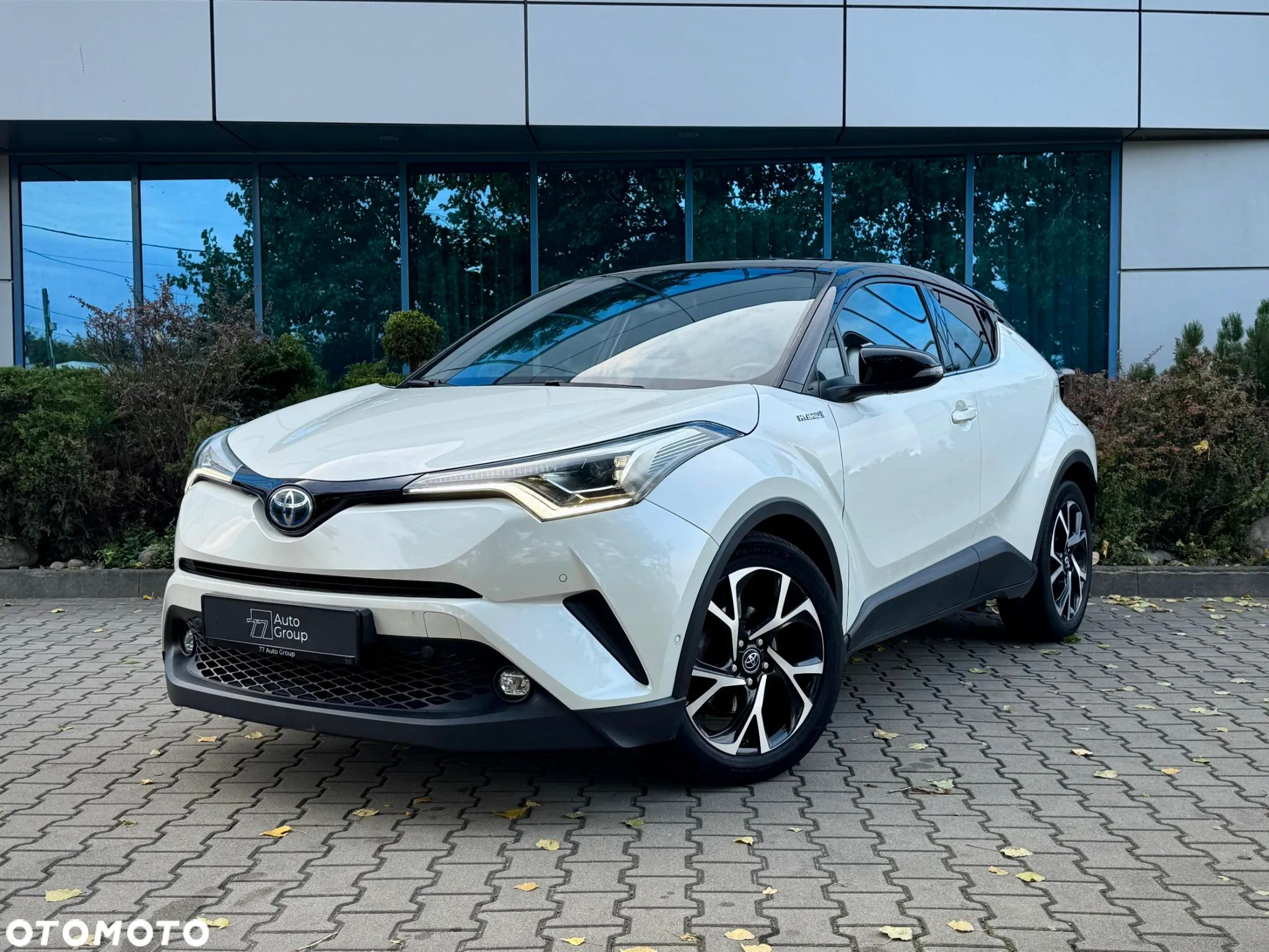 Toyota C-HR 1.8 Hybrid Dynamic - 1