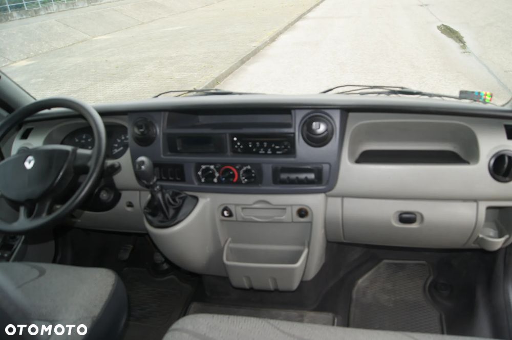 Renault Master L3H2-Doka 6-osób - 16