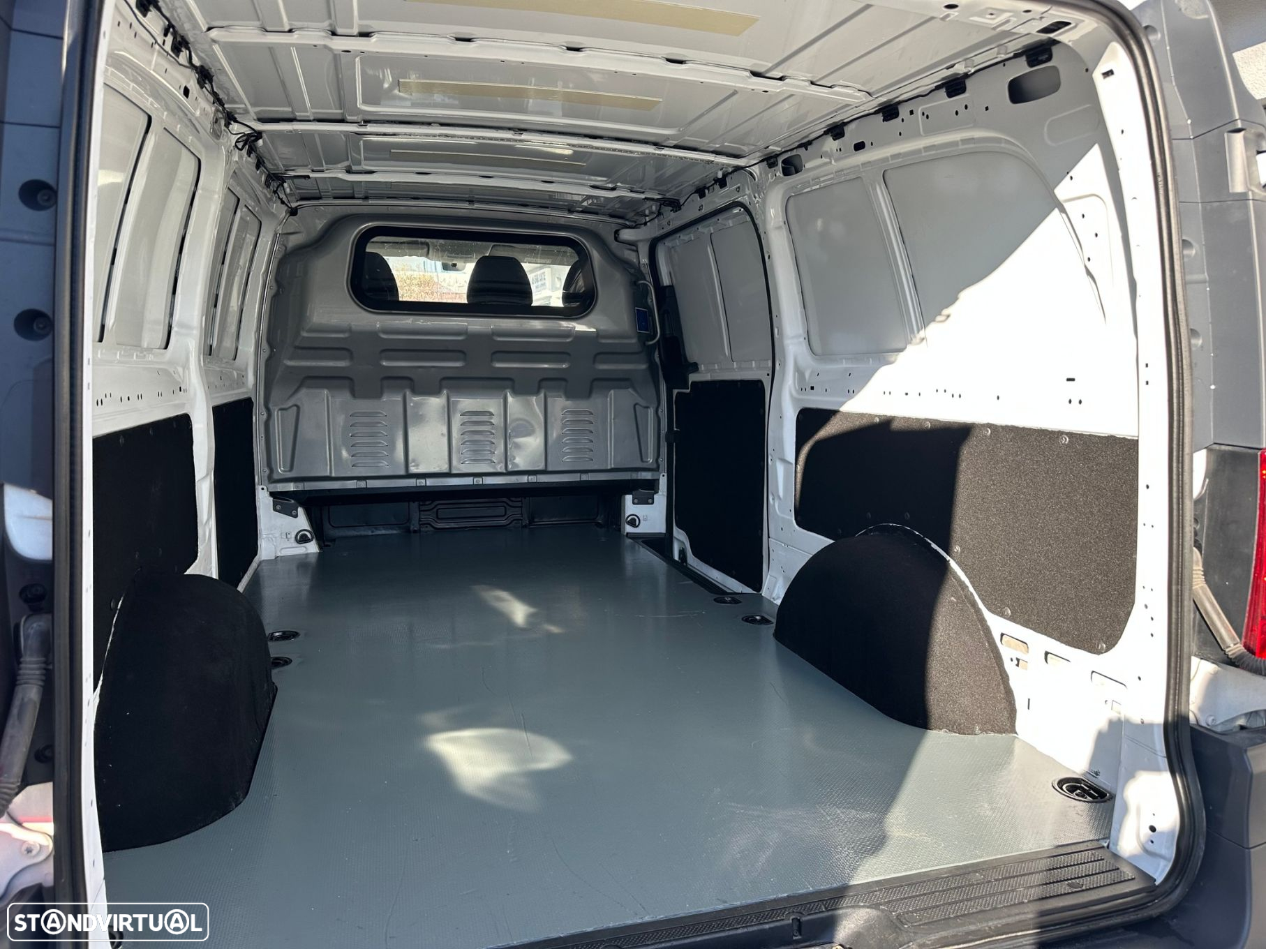 Mercedes-Benz Vito 111 CDi/34 - 13