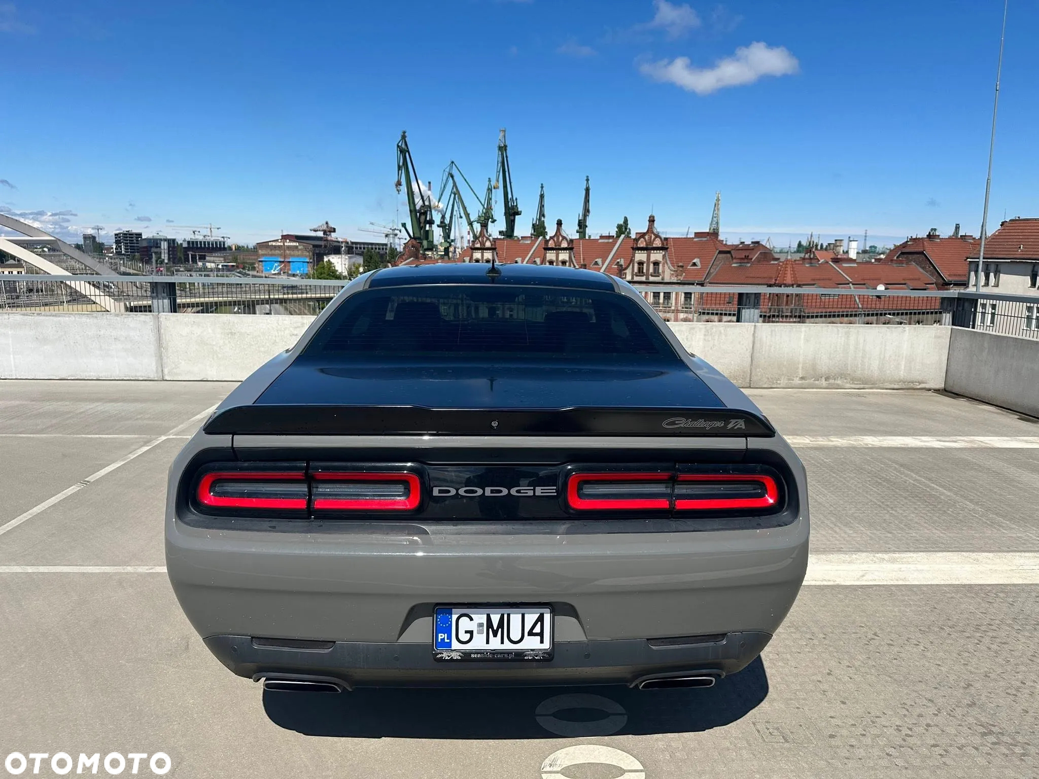 Dodge Challenger 5.7 R/T - 5