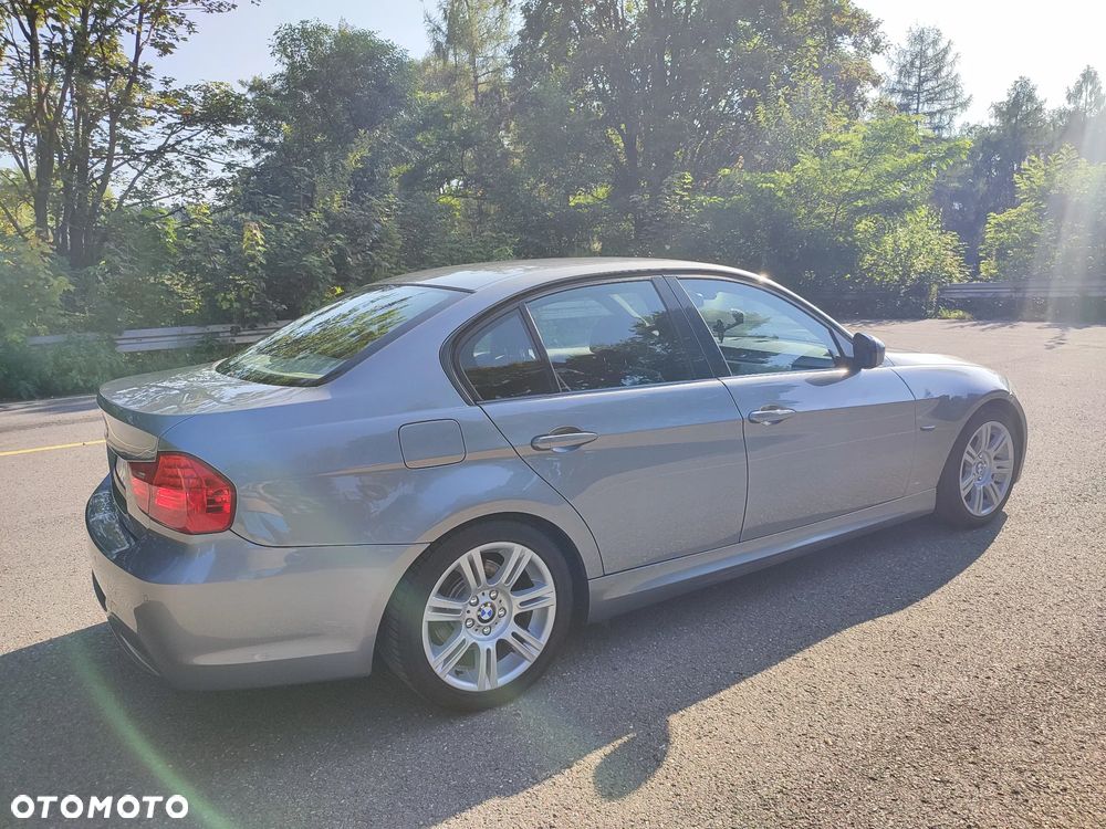 BMW Seria 3 320i Edition Sport - 4