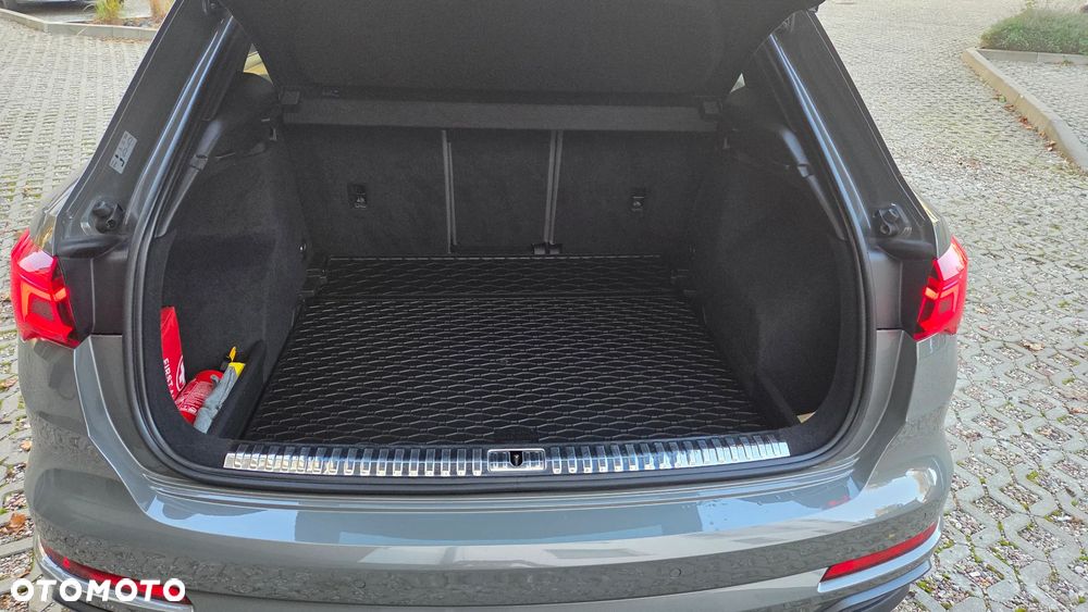 Audi Q3 2020 photo 3