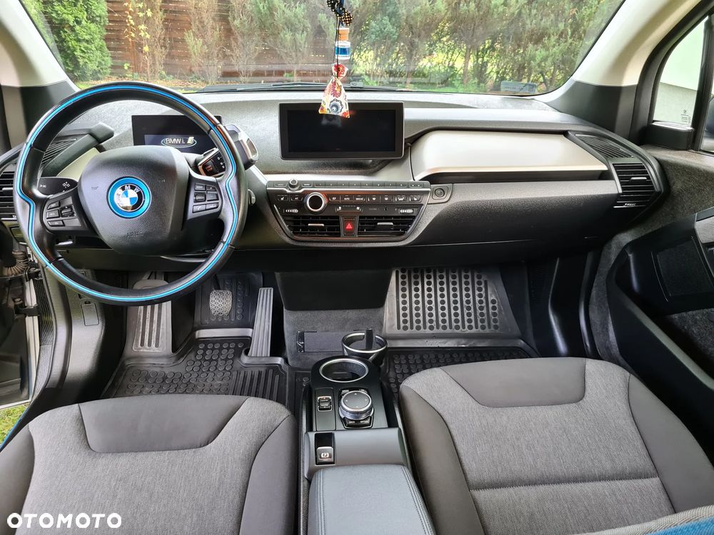 BMW i3 (Range Extender) - 12