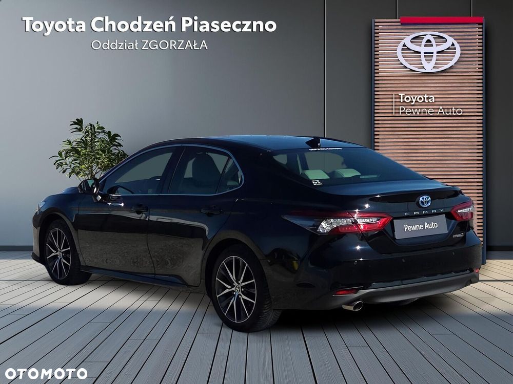 Toyota Camry 2.5 Hybrid Executive CVT - 4