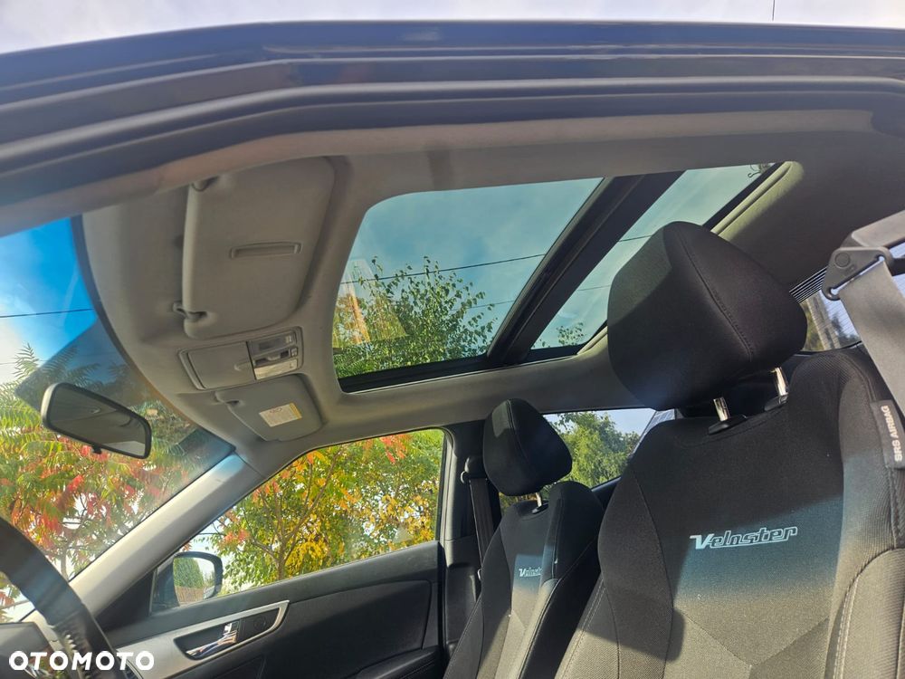 Hyundai Veloster 1.6 DCT Trend - 17