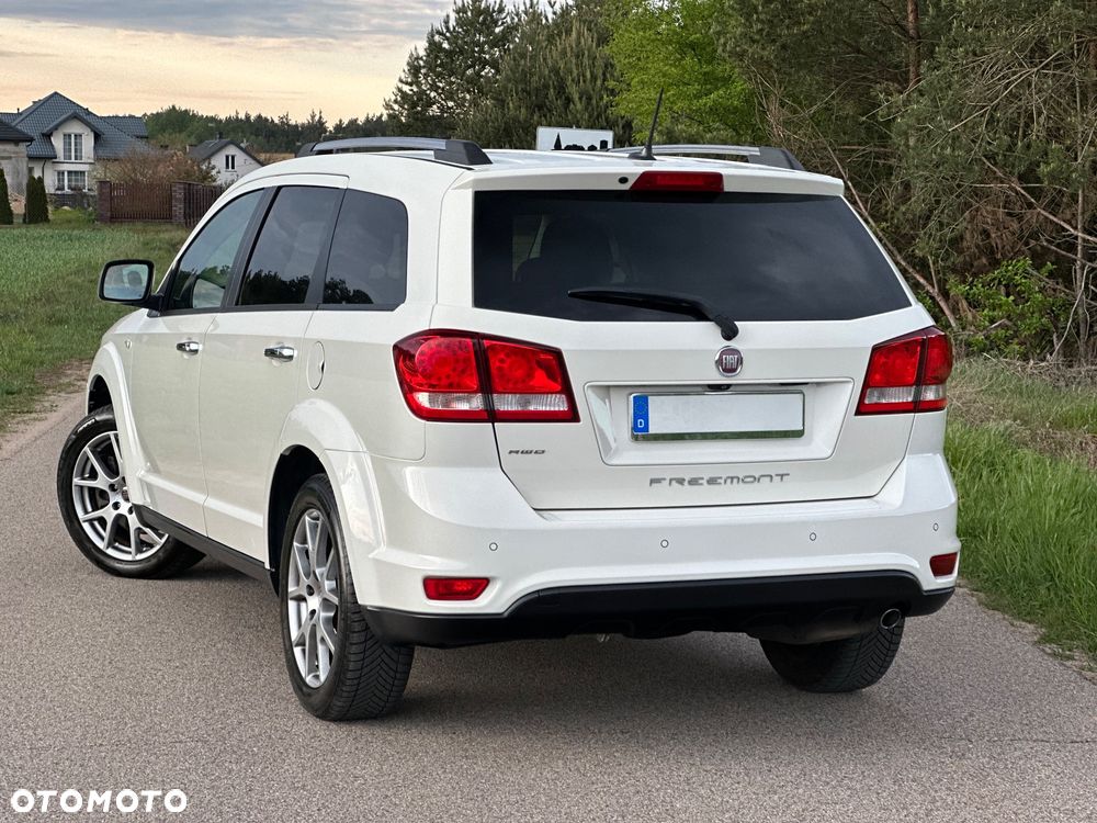 Fiat Freemont 2.0 Multijet 16V DPF Automatik Allrad Lounge - 19