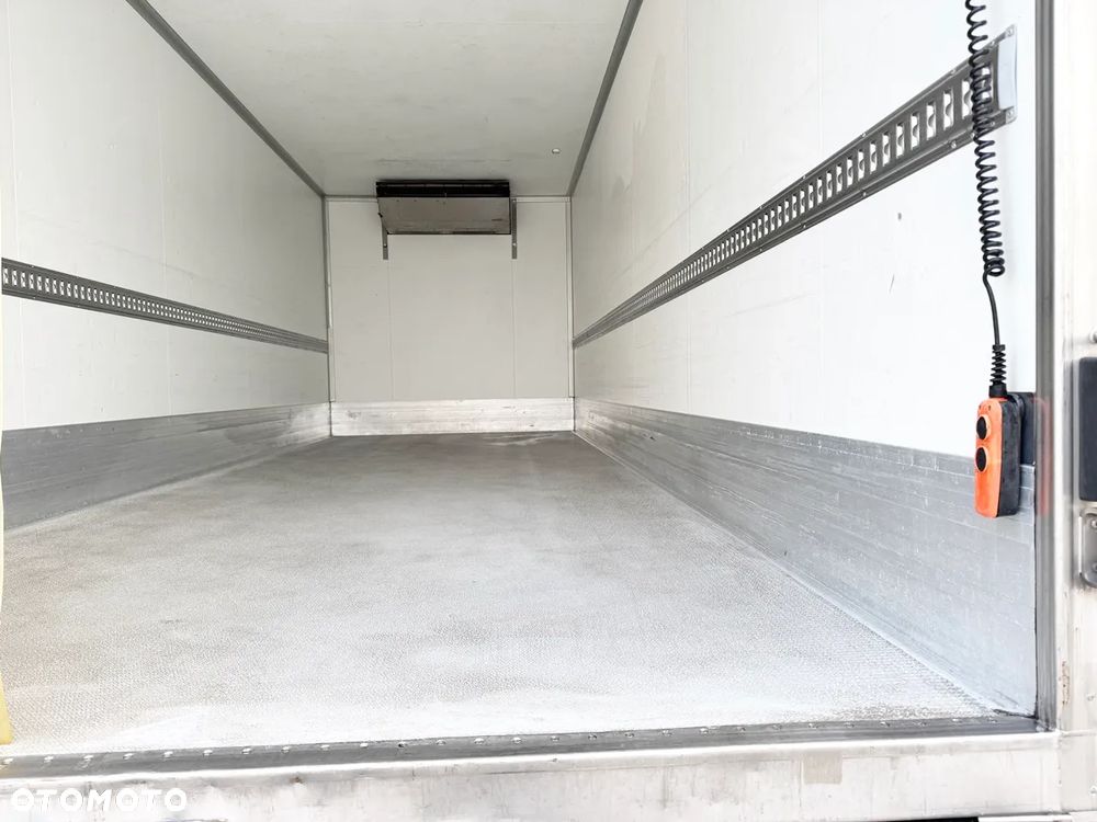 Mercedes-Benz ATEGO / DMC 11990 / CHŁODNIA THERMO KING T800R / IDEALNY STAN / Z NIEMIEC - 21