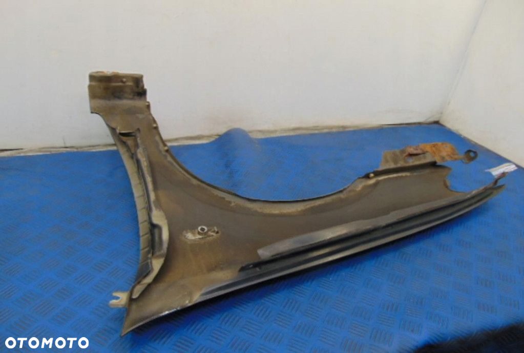 NISSAN ALMERA N16 BŁOTNIK PRAWY STAN WIDOCZNY NA ZDJĘCIU - 5