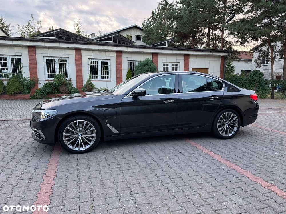 BMW Seria 5 530e iPerformance GPF Luxury Line - 7